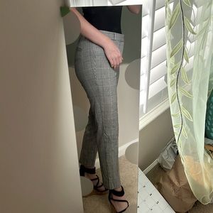 Plaid Banana Republic pants. No damage and only worn a few times.